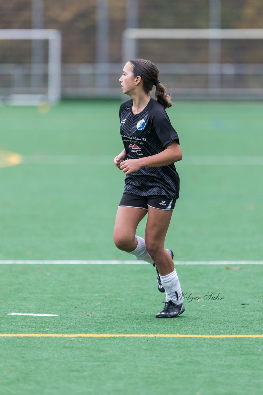 Bild 409 - wCJ VfL Pinneberg - Eimsbuettler TV : Ergebnis: 0:3